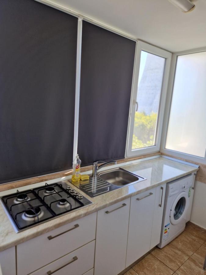Studio Modern. ブカレスト エクステリア 写真